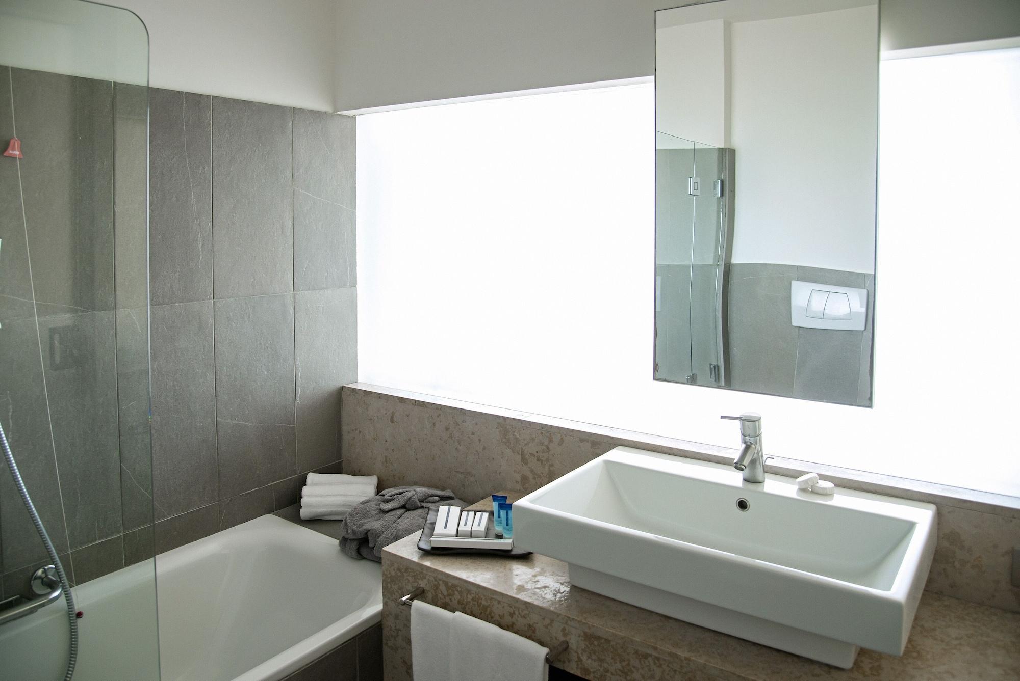 Smy Aran Blu Roma Mare (adults Only) Ostia