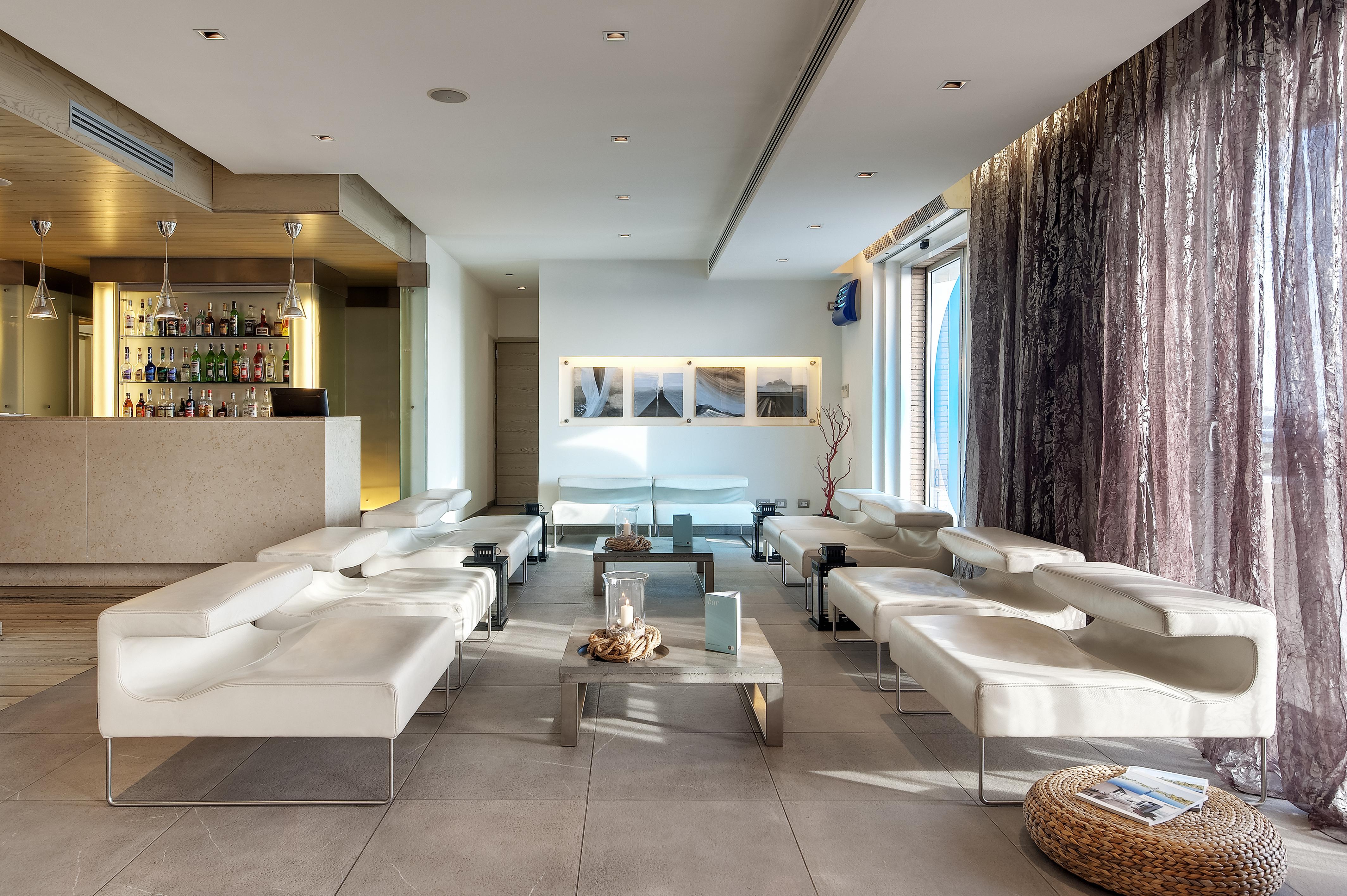 Smy Aran Blu Roma Mare (adults Only)