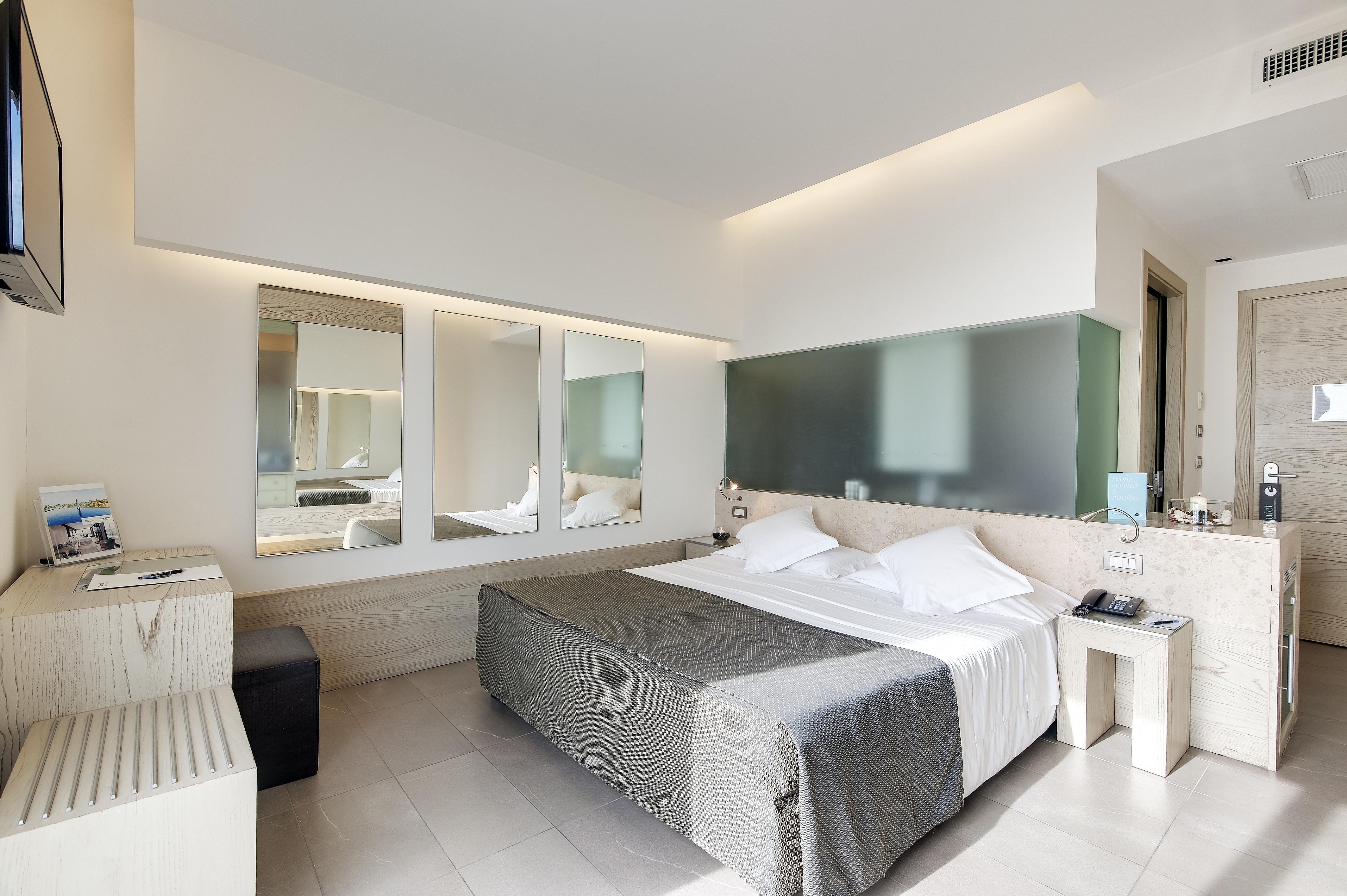 Smy Aran Blu Roma Mare (adults Only) Ostia