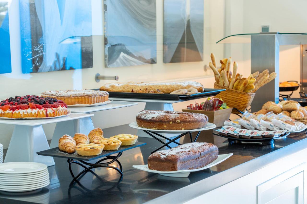 Smy Aran Blu Roma Mare (adults Only)