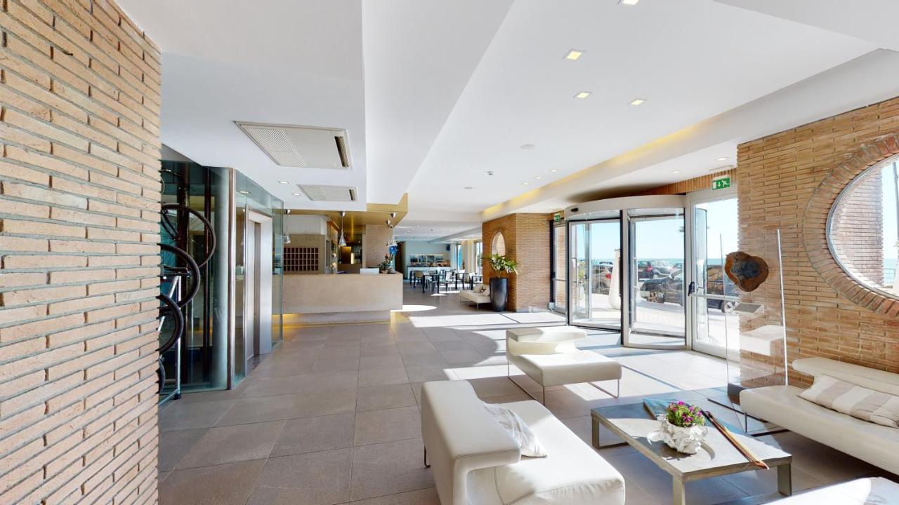 Smy Aran Blu Roma Mare (adults Only) Ostia