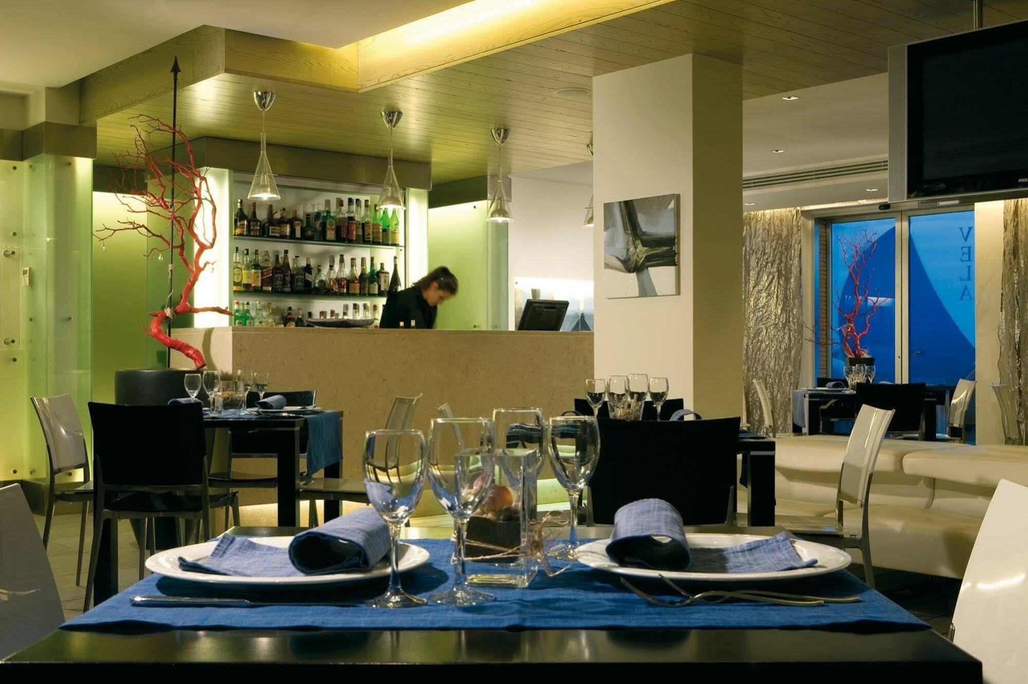 Smy Aran Blu Roma Mare (adults Only) 4*